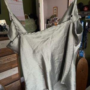 Nice too with straps